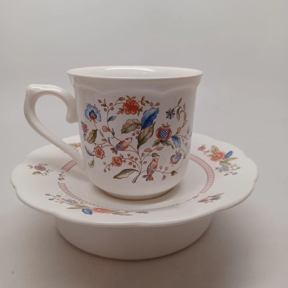 Lenox Wind Chimes Lantana‎ Fine China Tea Cup and Saucer Set Floral Bird USA